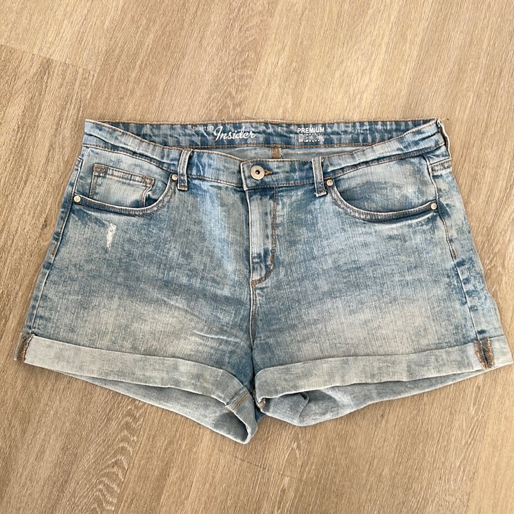 SMART SET denim shorts
